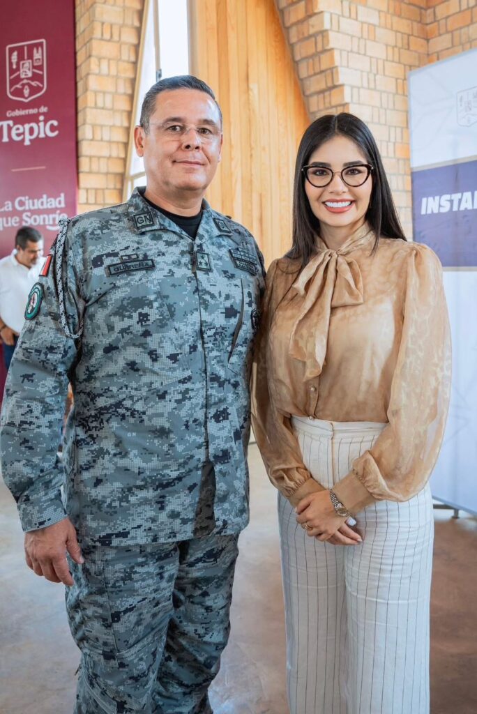 Imagen-de-WhatsApp-2025-05-23-a-las-16.55.32_e1c27f07-684x1024 Encabeza Geraldine reunión de la Mesa Regional de Seguridad.