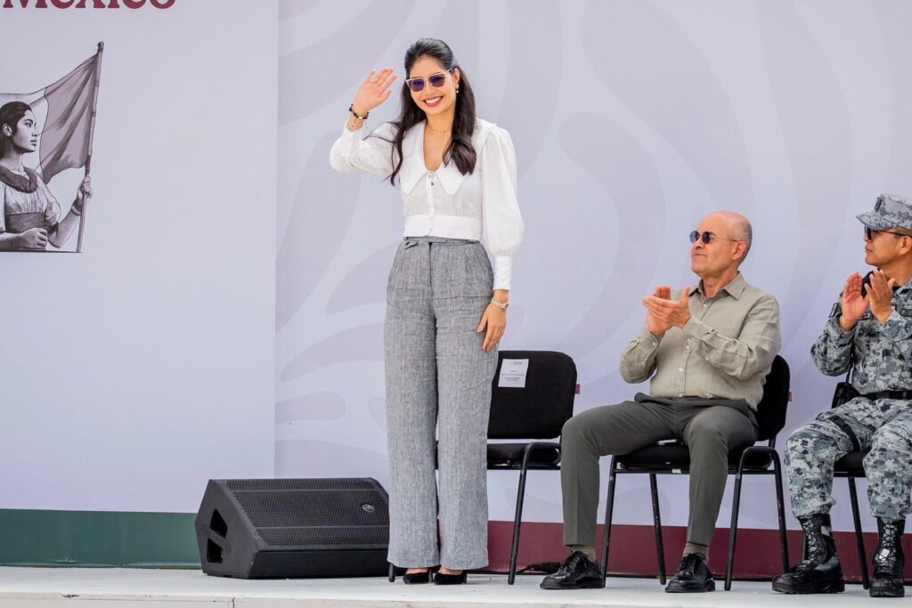 WhatsApp-Image-2025-06-18-at-4.25.48-PM-3-1024x683 Geraldine asiste a inauguración de nueva sede de la Guardia Nacional en Nayarit