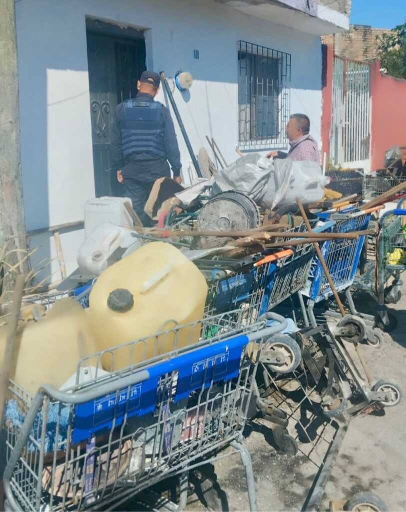 WhatsApp-Image-2025-07-24-at-4.49.31-PM-813x1024 Tonelada y media de basura es retirada por el gobierno de Geraldine Ponce