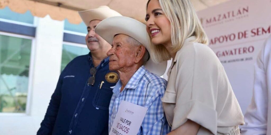 f-51-1280x640-1-1024x512 Entrega Estrella Palacios 20 toneladas de sorgo gavatero a productores agropecuarios de Mazatlán