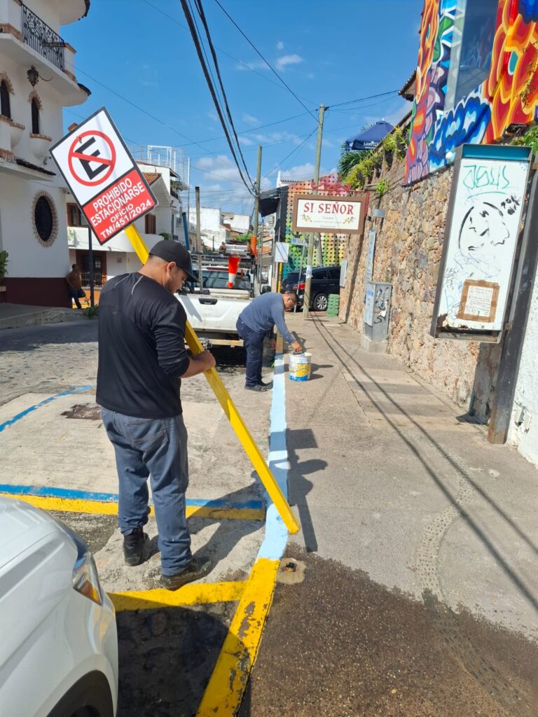 1-11-1-768x1024 Gobierno del Bien intensifica la recuperación de espacios en la vía pública