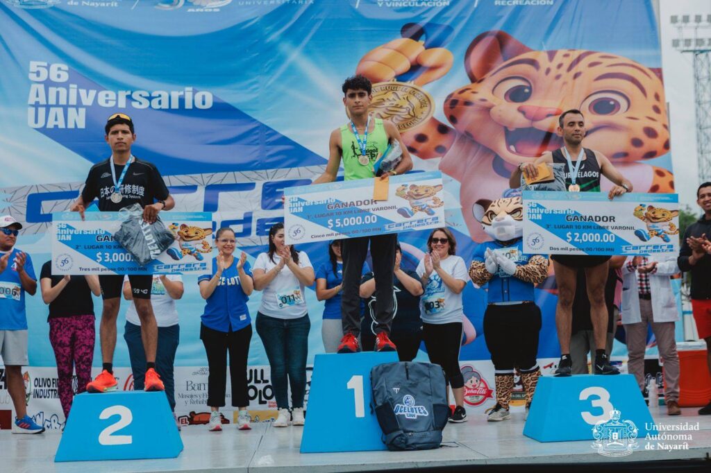 f-69-1024x682 ¡Celebramos corriendo y en familia!