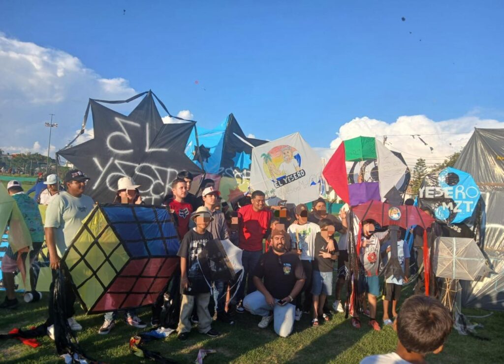 f-72-1024x741 ¡Diversión y sonrisas en la papalotiza de Yeseros MZT!
