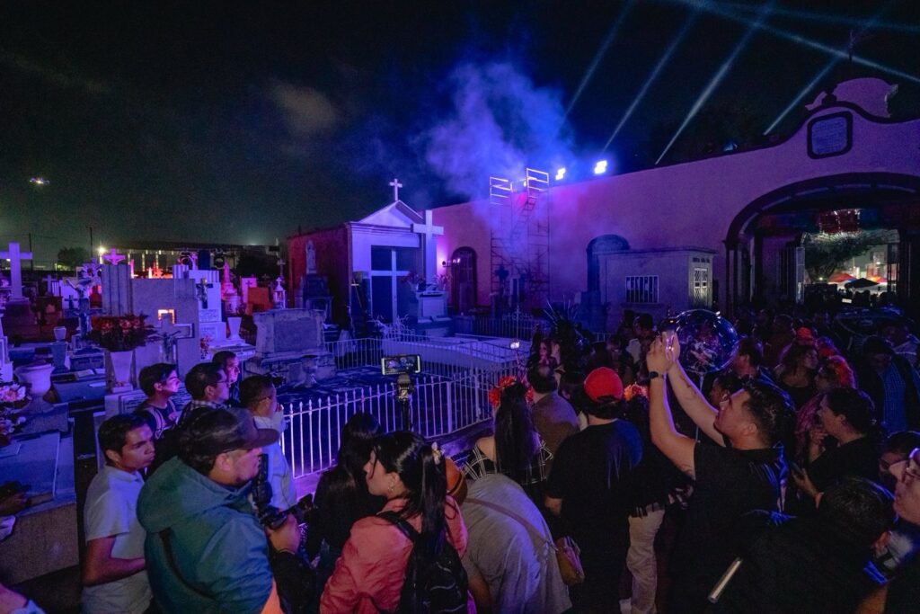 IMG-20251101-WA0416-1024x683 Geraldine Ponce encabeza el arranque del Festival de las Almas Eternas