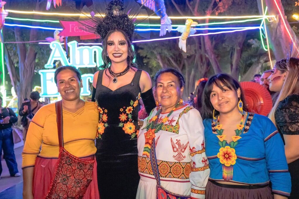 IMG-20251101-WA0417-1024x683 Geraldine Ponce encabeza el arranque del Festival de las Almas Eternas