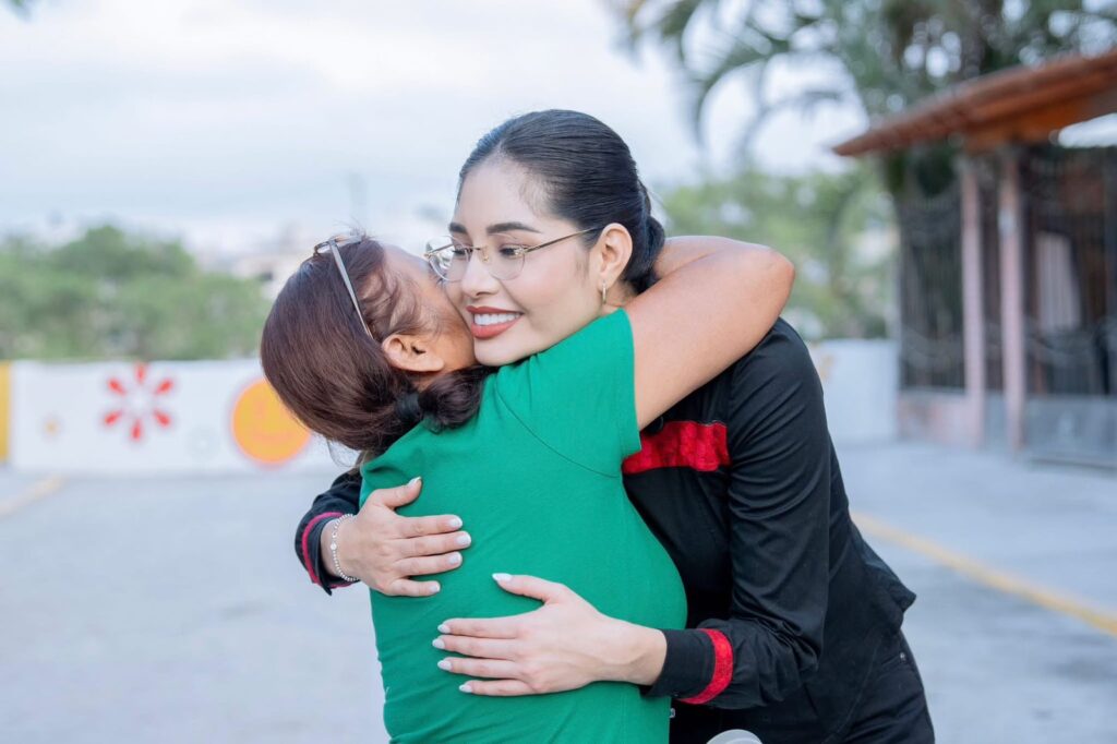 jghvjg-1024x682 Geraldine Ponce entrega obra integral en la calle Aquiles Serdán de Santa Teresita