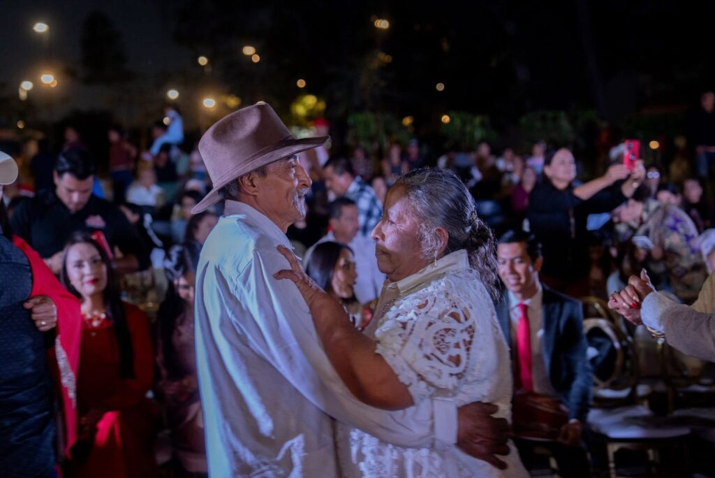 THRNFRYNFGN-1024x684 Formalizan su unión 40 parejas en las bodas colectivas de Tepic