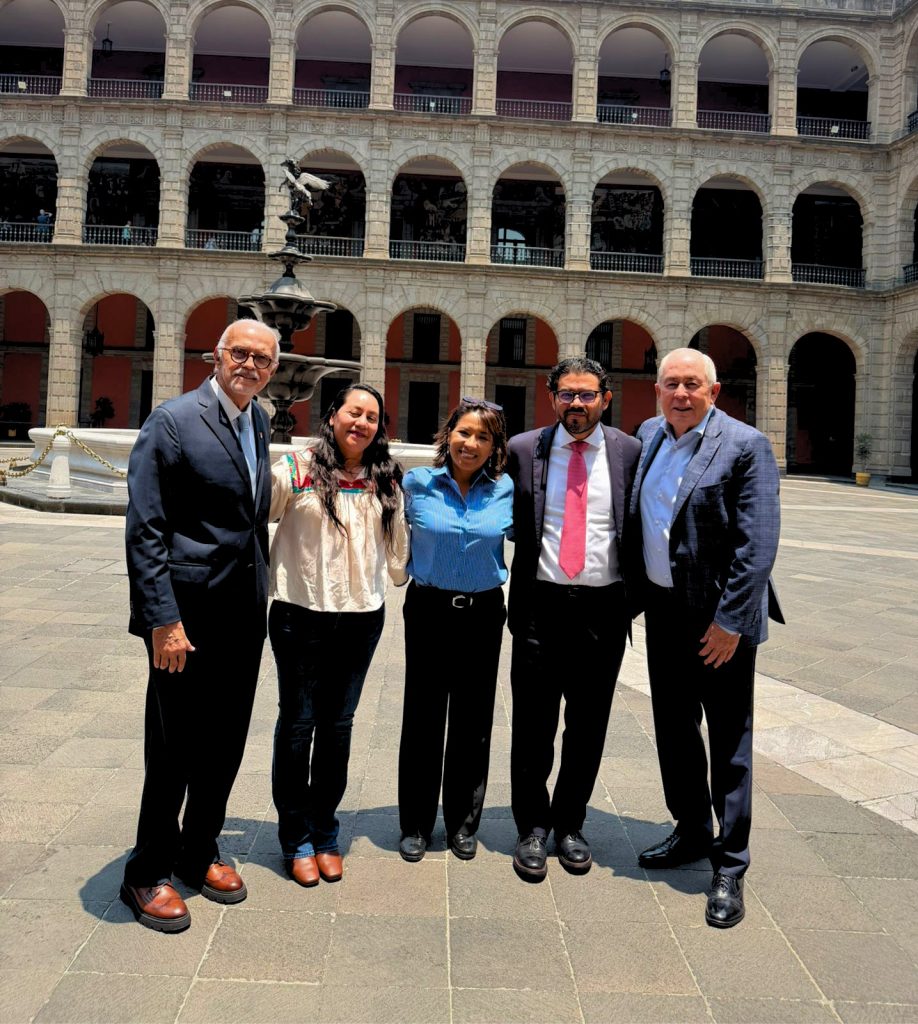 WhatsApp-Image-2026-04-21-at-7.27.14-PM-918x1024 Fortalece Miguel Ángel Navarro coordinación con el Gobierno de México en agenda prioritaria para Nayarit