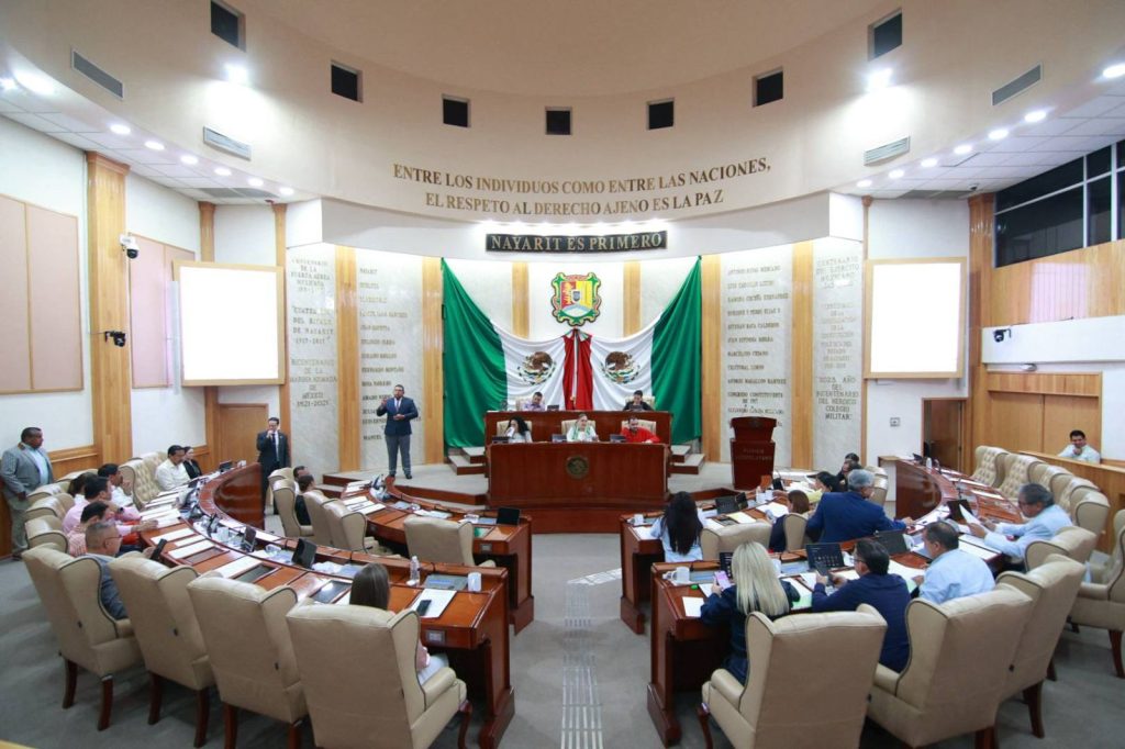WhatsApp-Image-2026-05-05-at-10.56.36-PM-1024x682 Aprueba Congreso reformas para erradicar la brecha salarial, la igualdad entre mujeres y hombres en materia de salud y la protección animal
