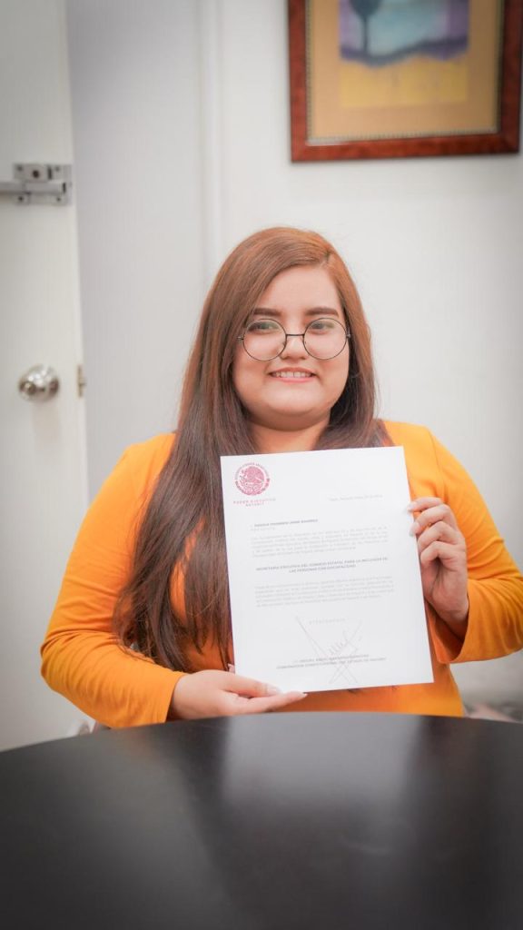 WhatsApp-Image-2026-05-30-at-11.01.53-AM-2-576x1024 Gobierno de Nayarit fortalece la inclusión con nuevo nombramiento en el Consejo Estatal para Personas con Discapacidad